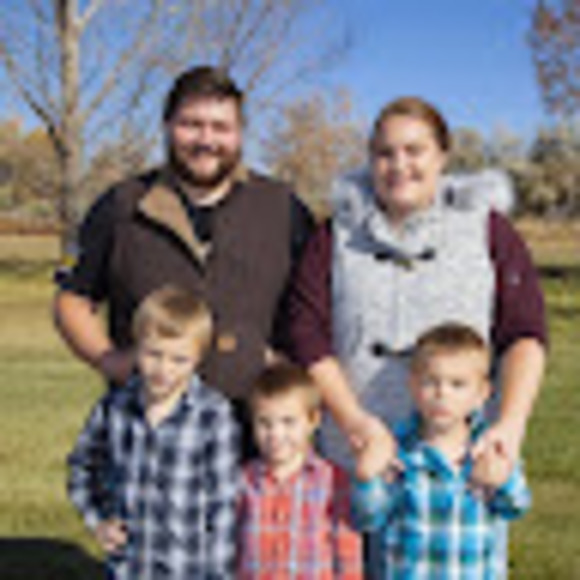 Meet your Posher, Devin - Picture 1 of 1